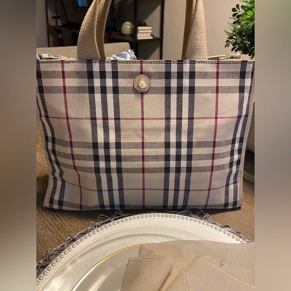 Burberry of London canvas tote - Picture 2 of 15